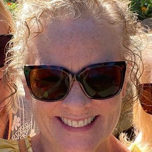 Meet your Posher, Yvonne